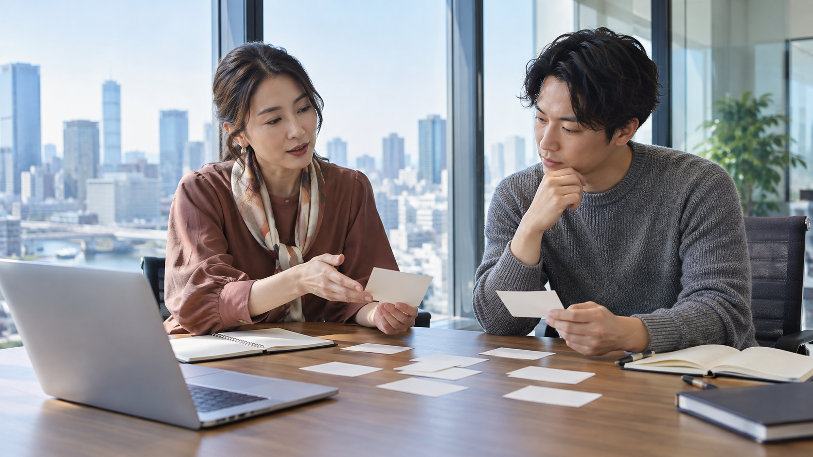 業務の見える化とは?仕事量と判断待ちを整理する基本を相談・確認するイメージ